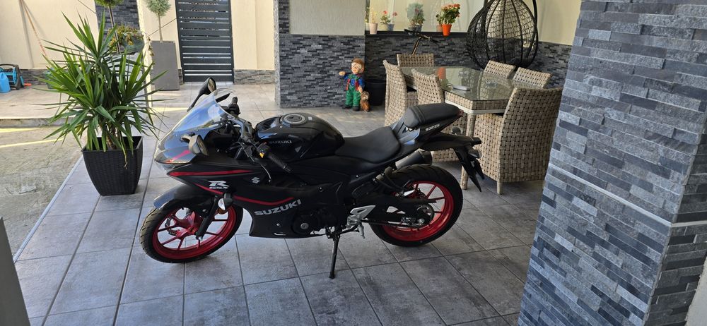 Suzuki gsxr 125 a1