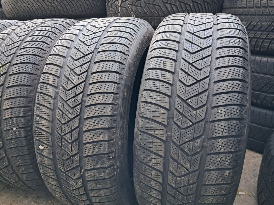 Anvelope second iarna 255 50 R19 Pirelli *RSC RFT 2021/2022