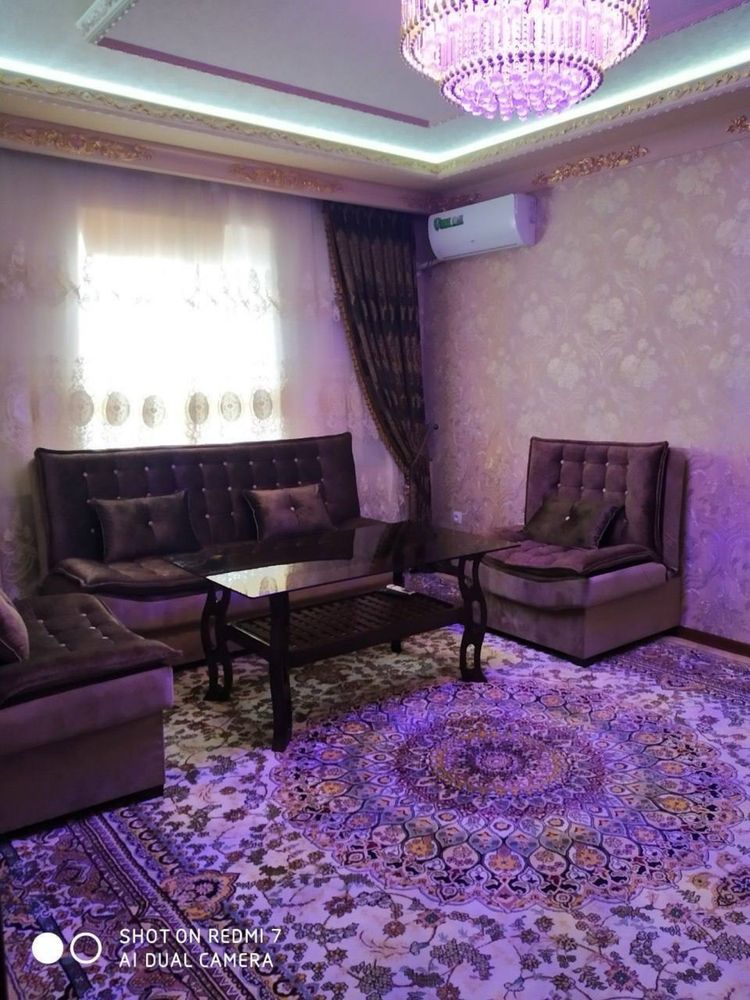 ПРОДАЕТСЯ квартира 2/9/9, 58м2, в Юнусабад 12, Уч бакалок кафе