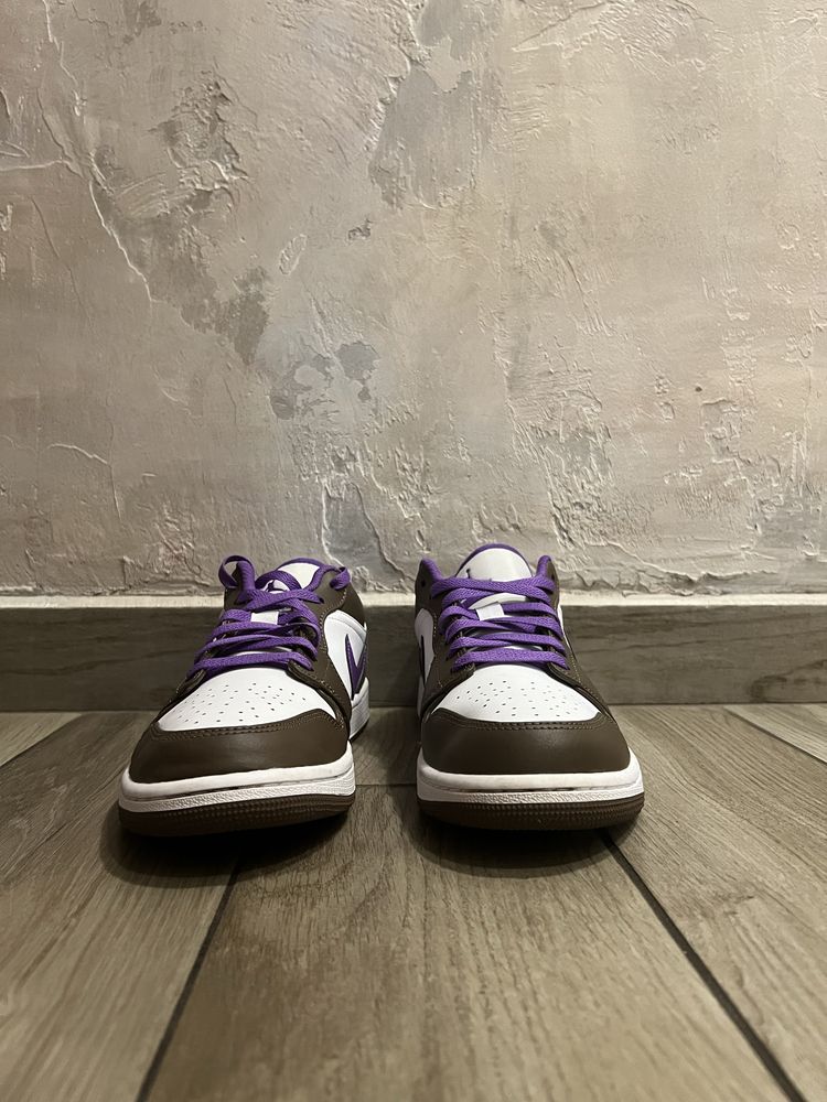 Обувки Jordan 1 Low Purple Mocha, номер: 42.5