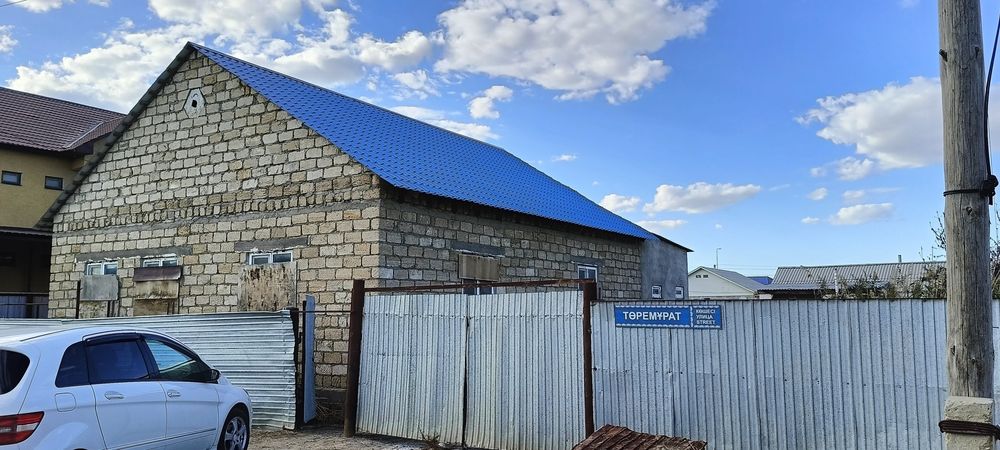 Дом в Оркен Жусыскер. По главной дороге.