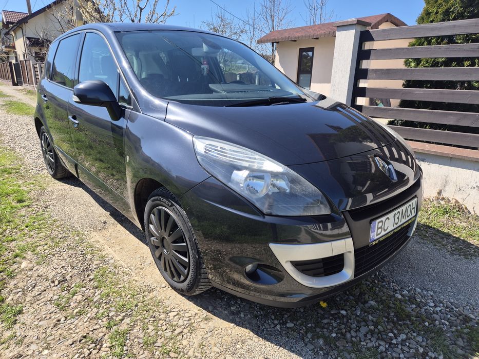 Vand/ schimb Renault Scenic 1.5 diesel 110 cp euro 5 model 2012