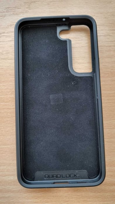 Husa Samsung Galaxy S22 Quad Lock + Poncho originale
