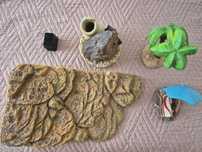 Insula plutitoare + decoratiuni acvariu