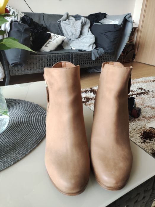 Велурени боти Aldo