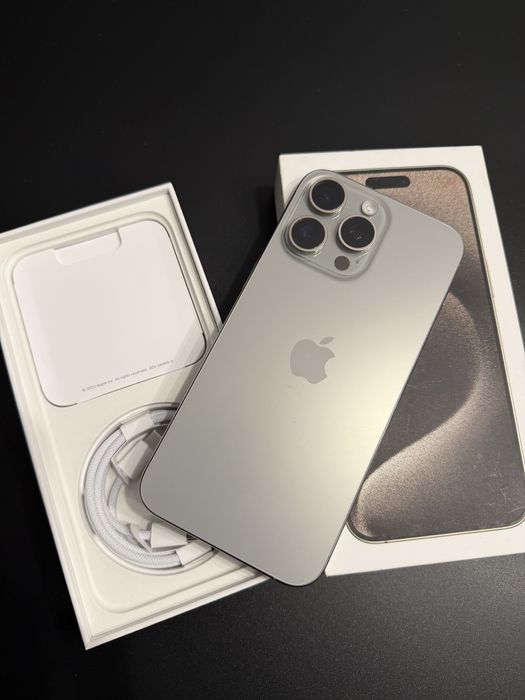 Iphone 15 Pro Max , 256 GB , Natural Titanium , ca nou , baterie 100 !