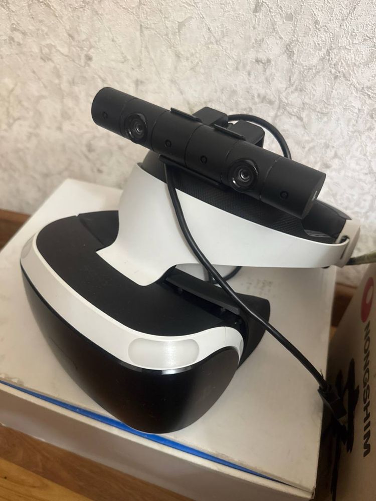 Playstation 4 & PS VR