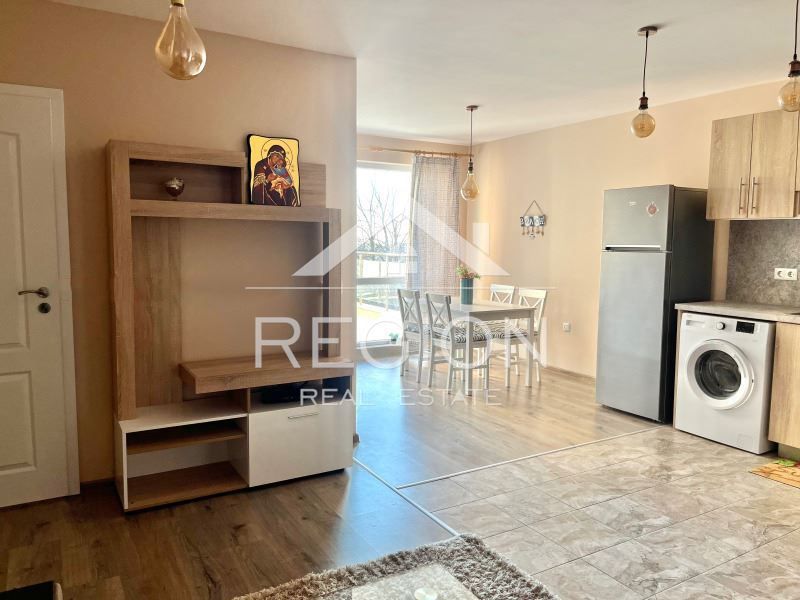 Дава се под наем Двустаен апартамент в Варна, Виница - 75 кв.м за 400 € - Снимка #1