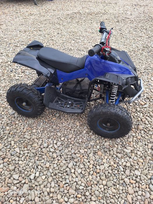 Vând ATV electric