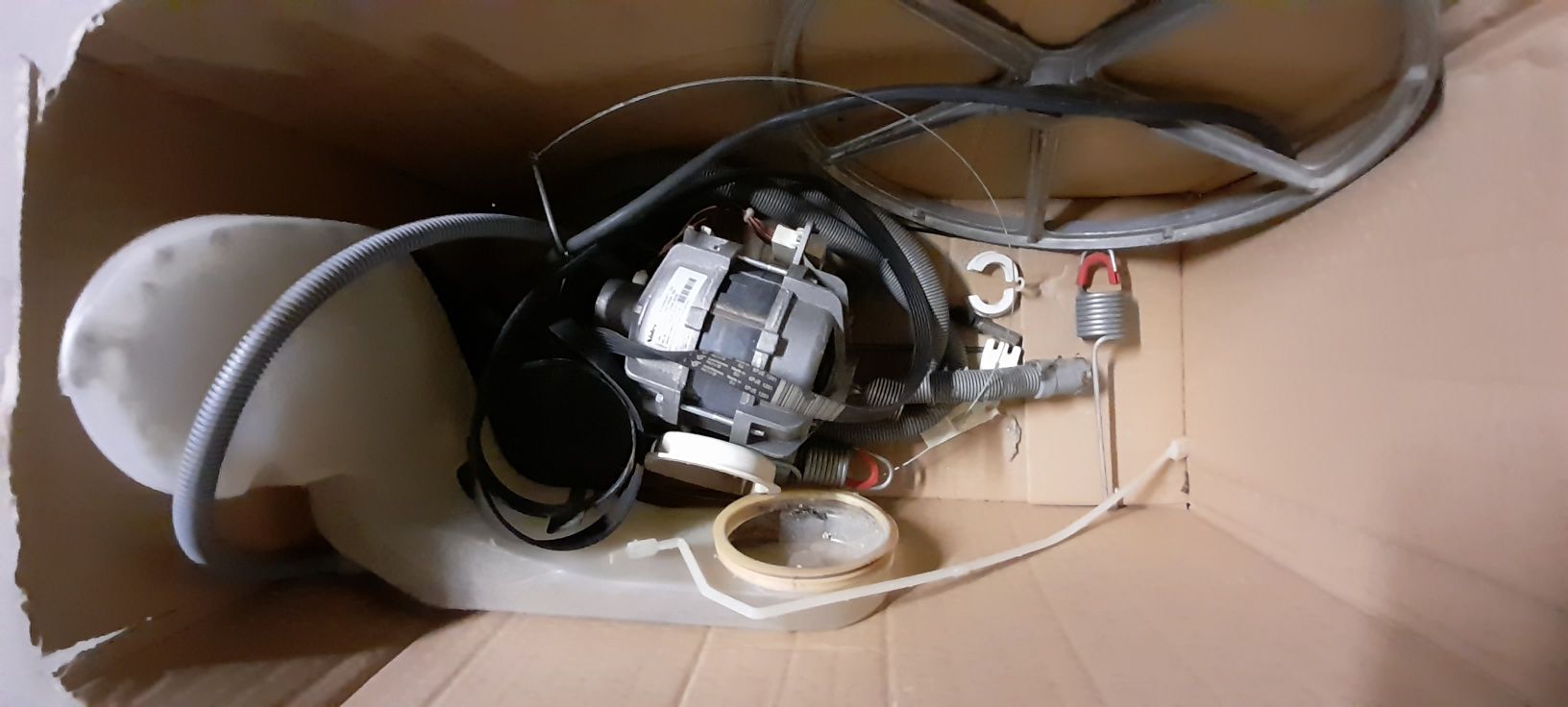 Части за пералня със сушилня Hotpoint Ariston CAWD 129