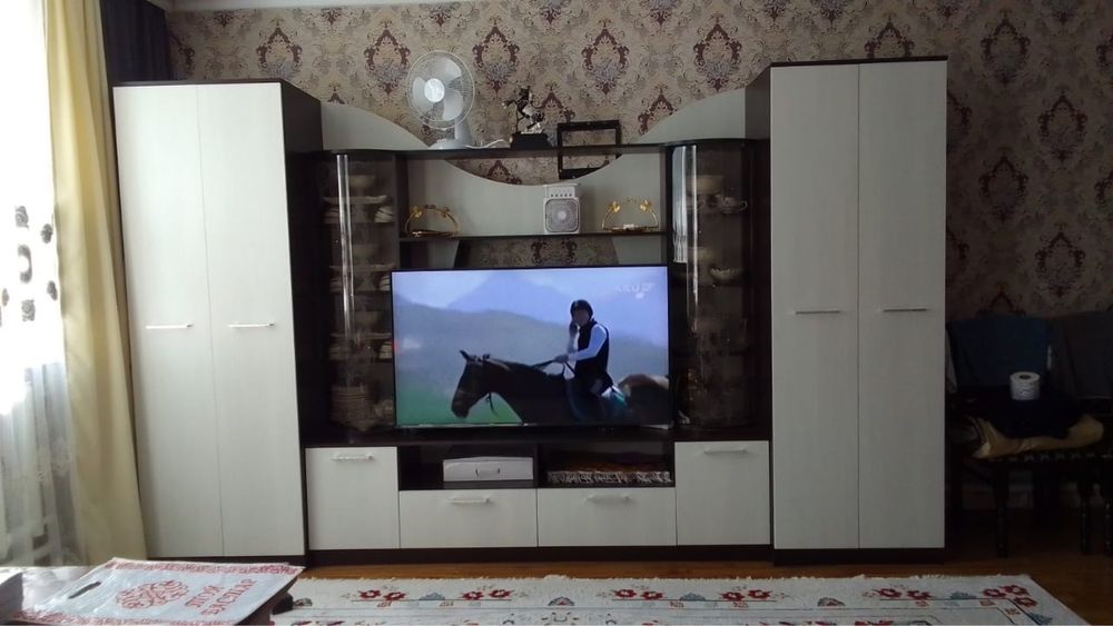 Стенка в отличном состояний