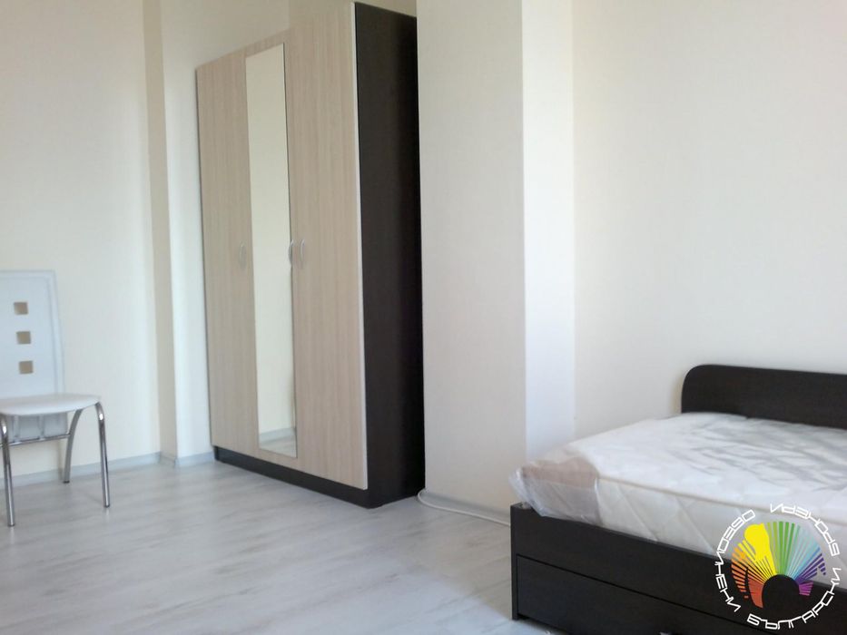 Продава се Тристаен апартамент в Бургас, Славейков - 156 кв.м за 1411 €/кв.м - Снимка #12