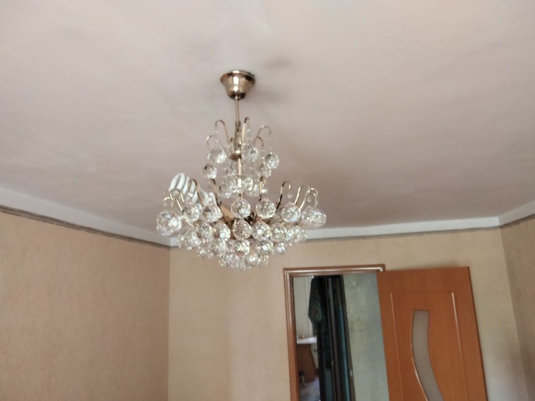 Люстра хрустальная