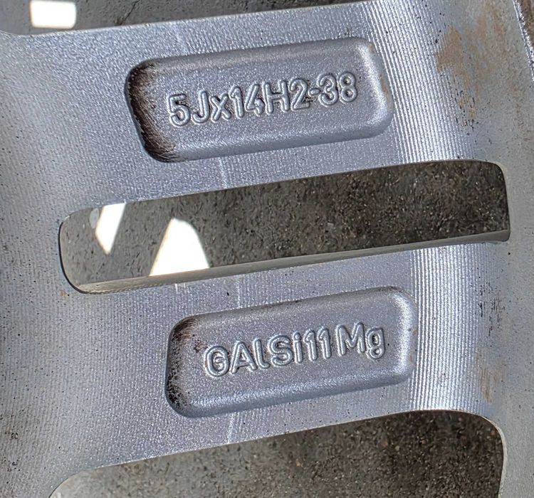 Джанти с гуми 4x98