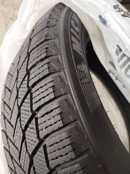 Продам шину MICHELIN 265.55.R20