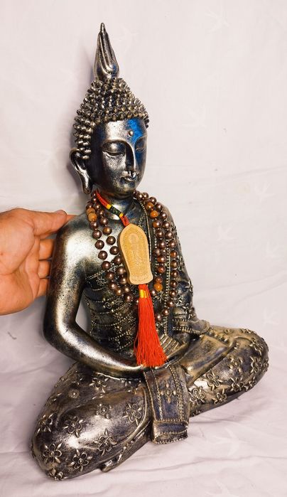 Statuetă Zeul Buddha meditând, din ceramică fină, 40cm.