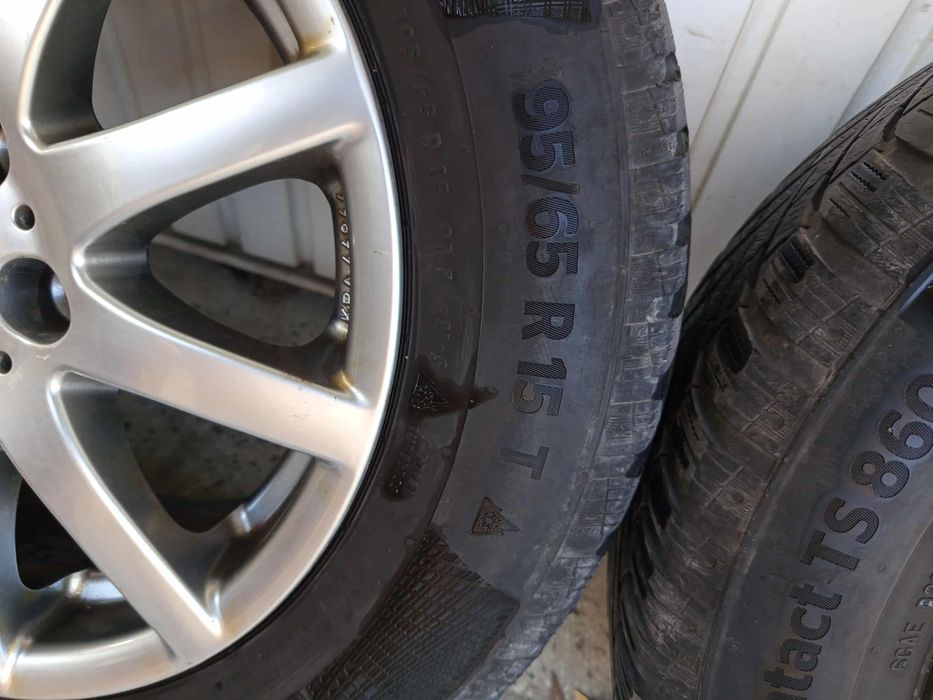 Зимни Гуми 4бр. 95/65 R 15 T