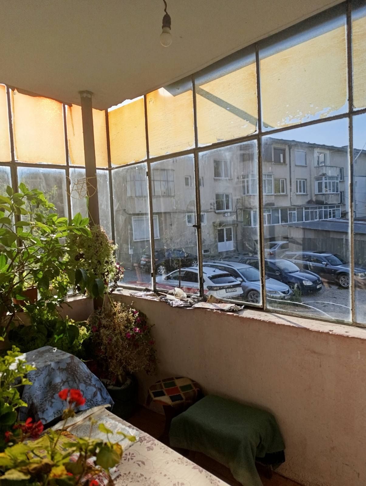 Продавам многостаен апартамент в гр.Търговище - център