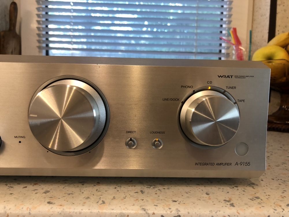 Onkyo A-9155 стерео усилвател