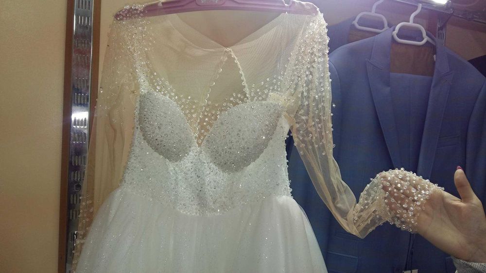 Se vinde rochie de mireasa