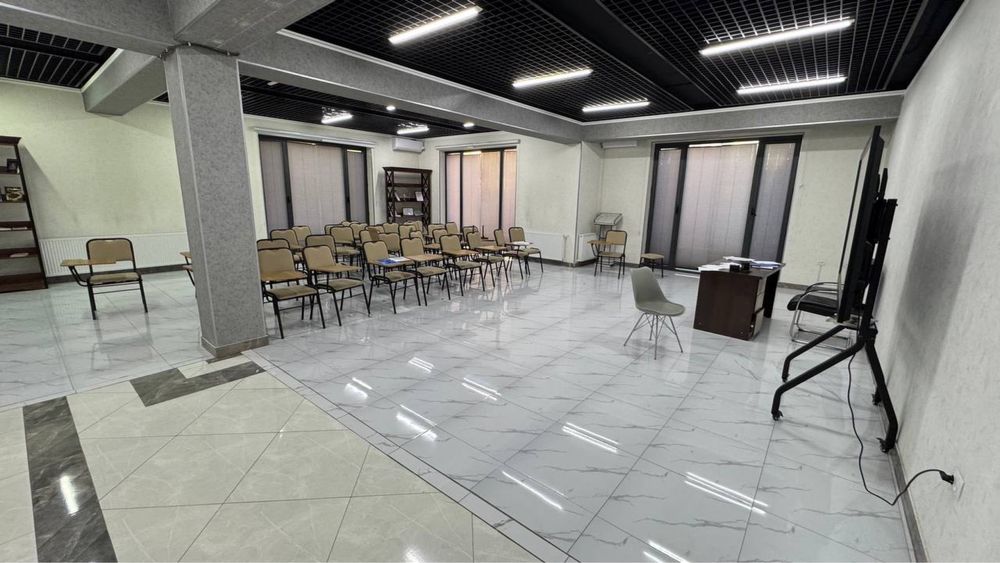 Сдаётся здание под учебный центр, школу