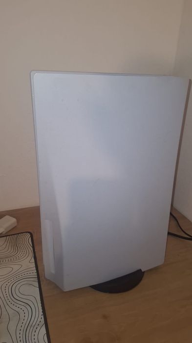 Vând PlayStation 5