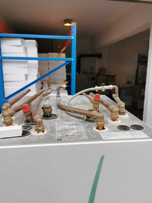 Термо помпа Mitsubishi + Mitsubishi 200 литра хидра танк за отопление