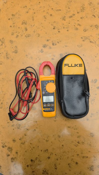 FLUKE 325 - Амперклещи, LCD,