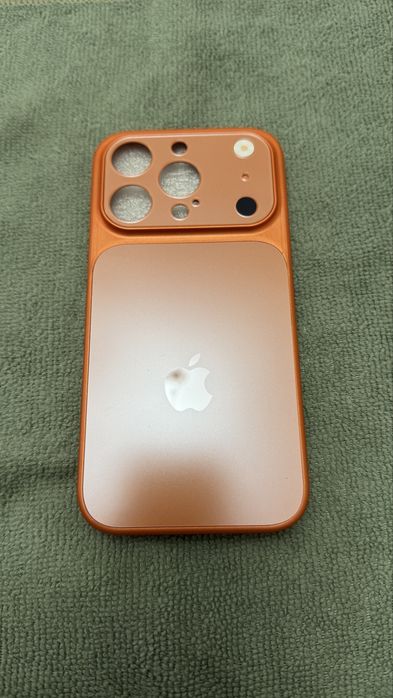 Husa 15 pro design 17 pro