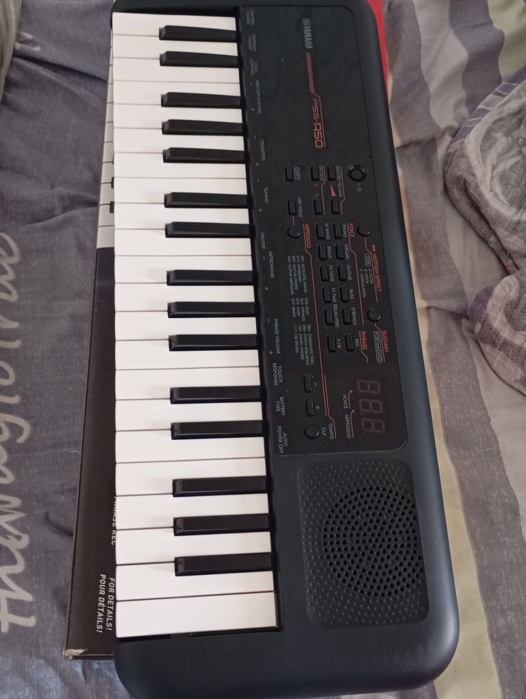 Yamaha PSS A50 Синтезатор