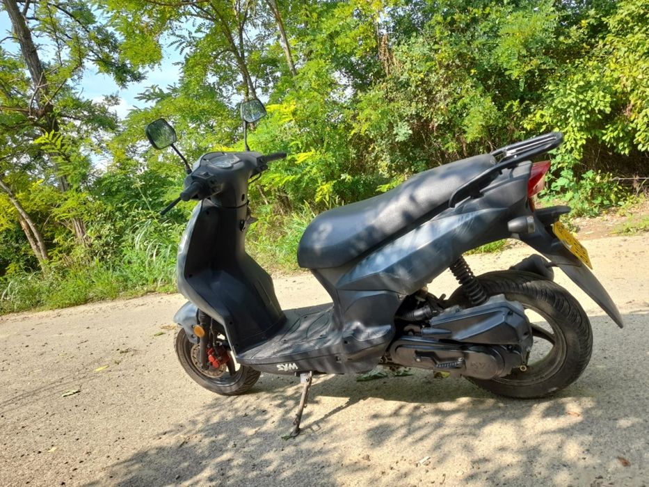Vand scuter sym 49