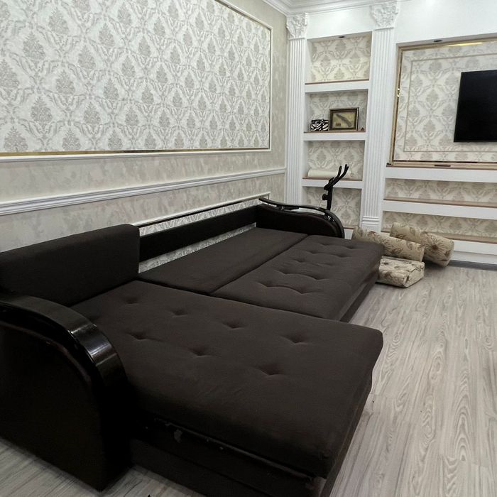 Продается диван в отличном состоянии