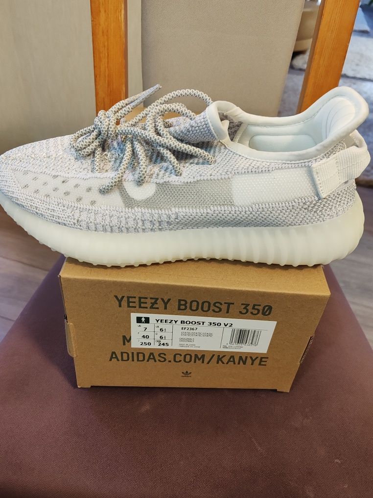 Adidas yeezy boost 350 v2