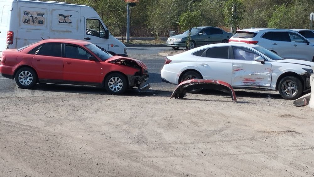 Ауди а4 продам на разбор