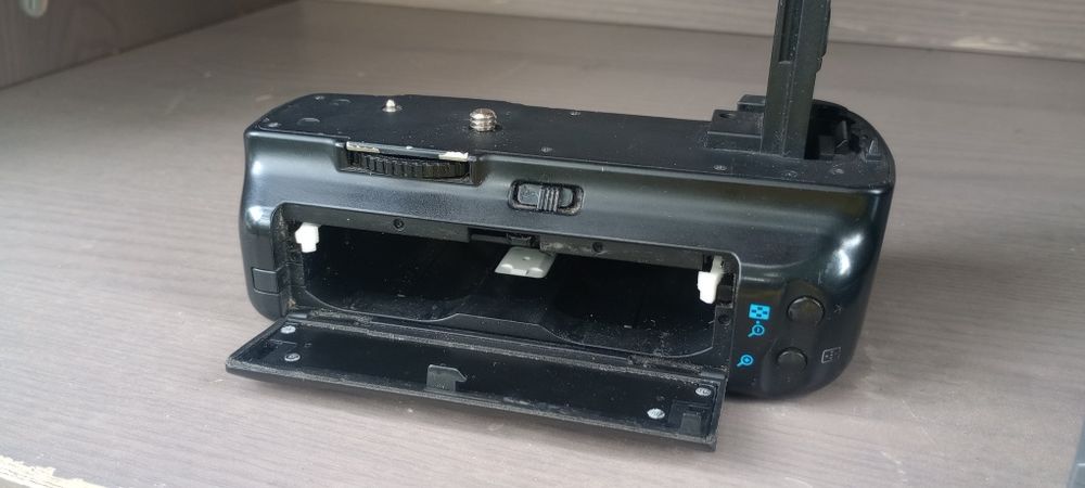 Grip pentru Canon 5D clasic