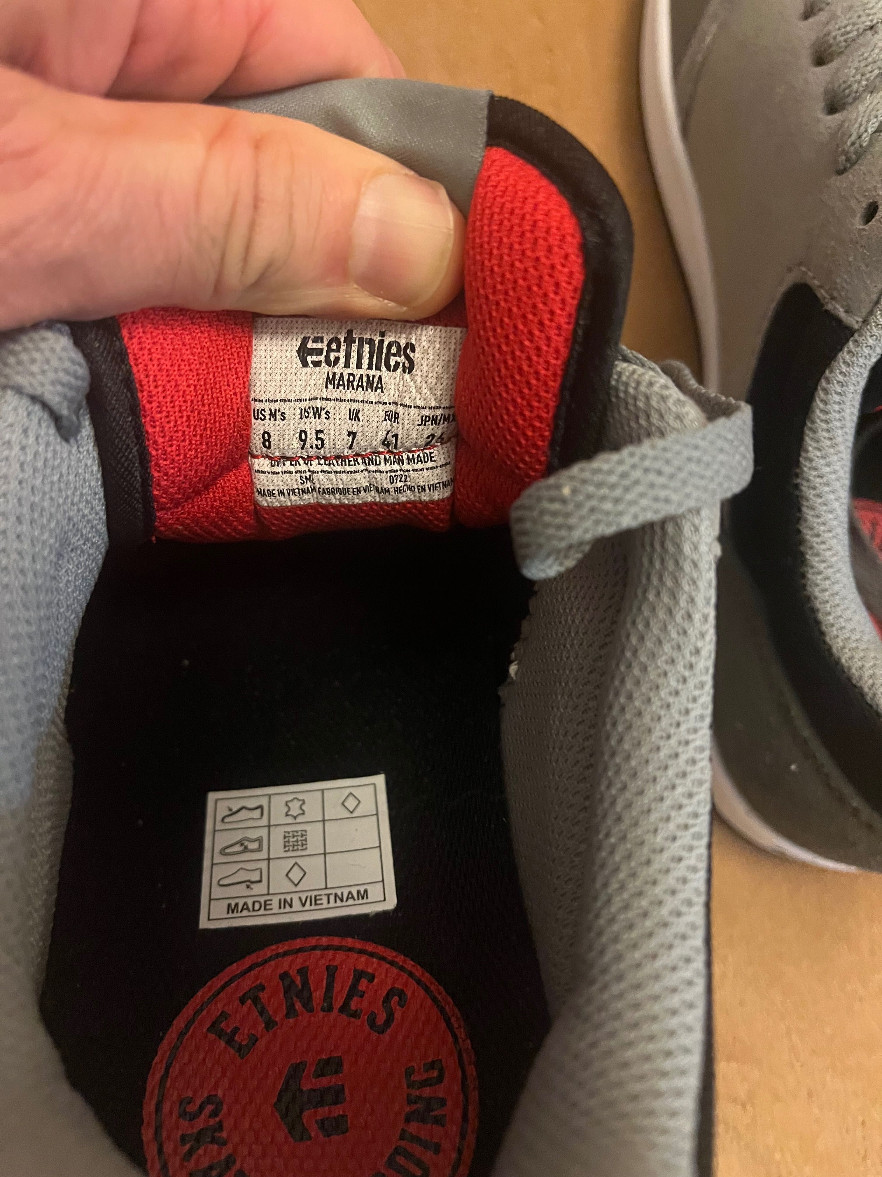 нова цена - Спортни/скейт обувки Etnies Marana
