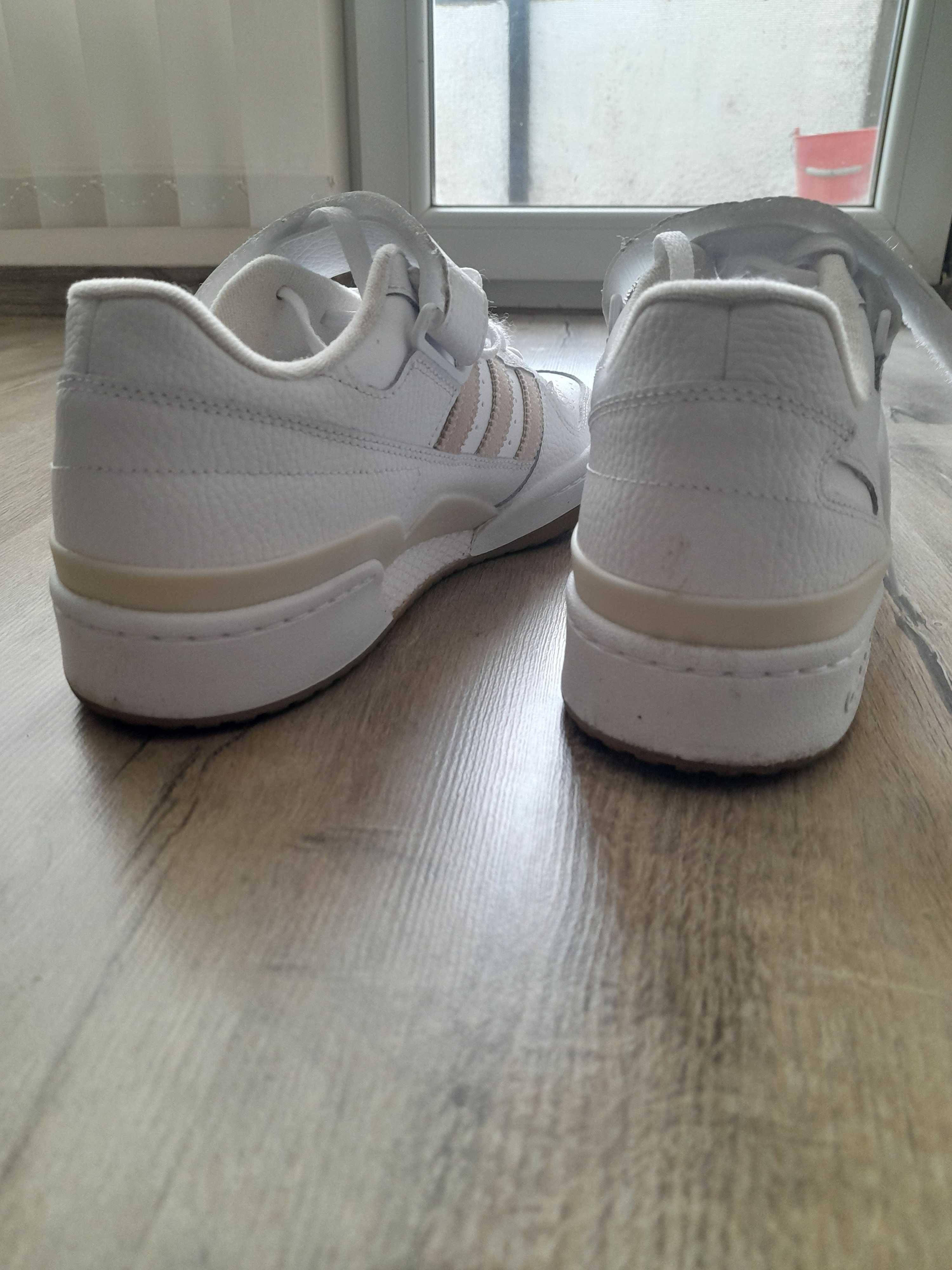 Adidas маратонки/кецове - нови
Forum Low White -  44 номер