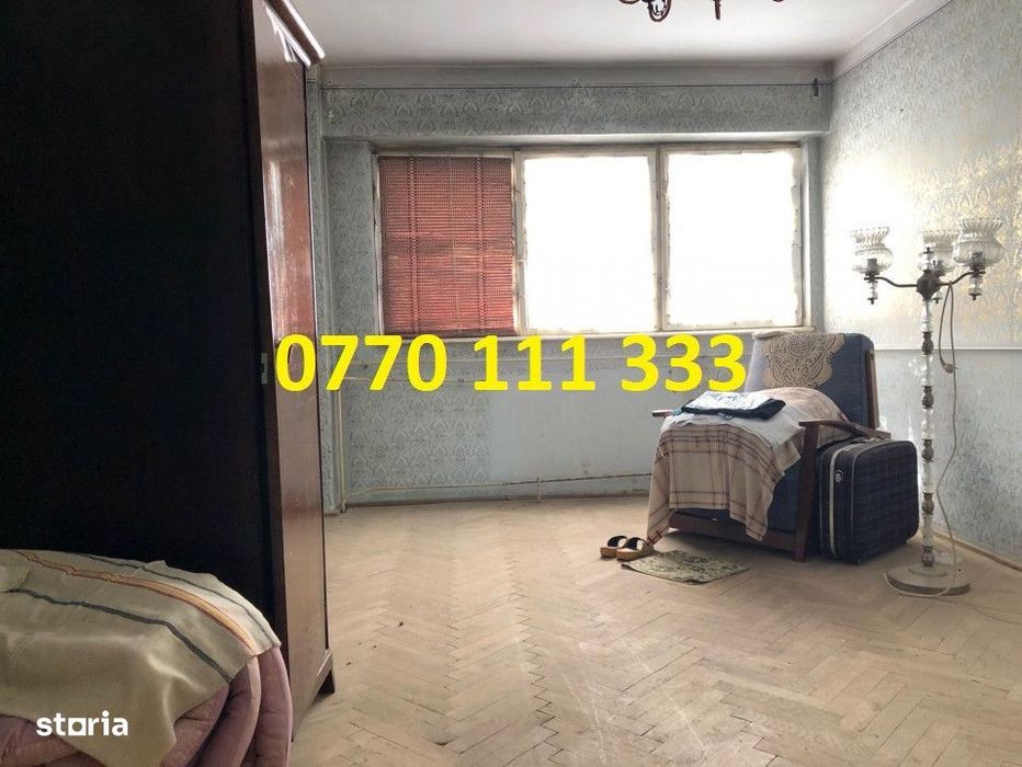 - Calarasilor! Apartament 4 camere decomandat! suprafata 93mp