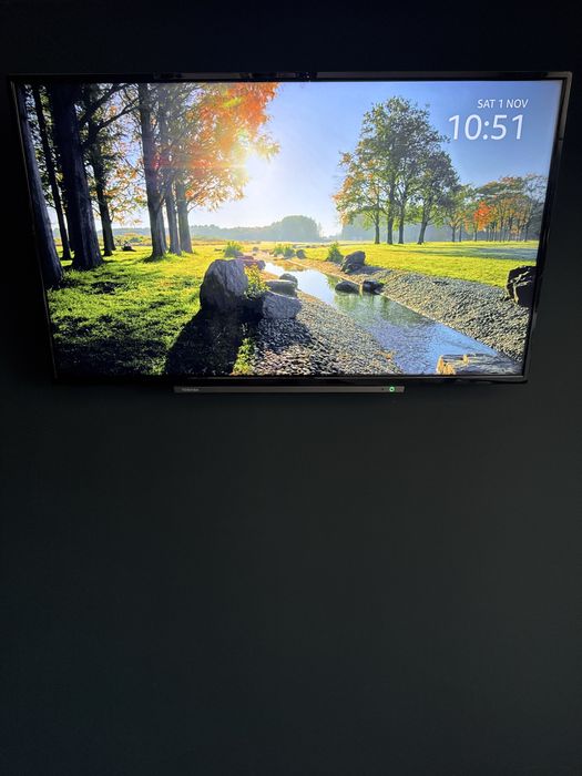 Vand tv toshiba 4k UHD 109 cm