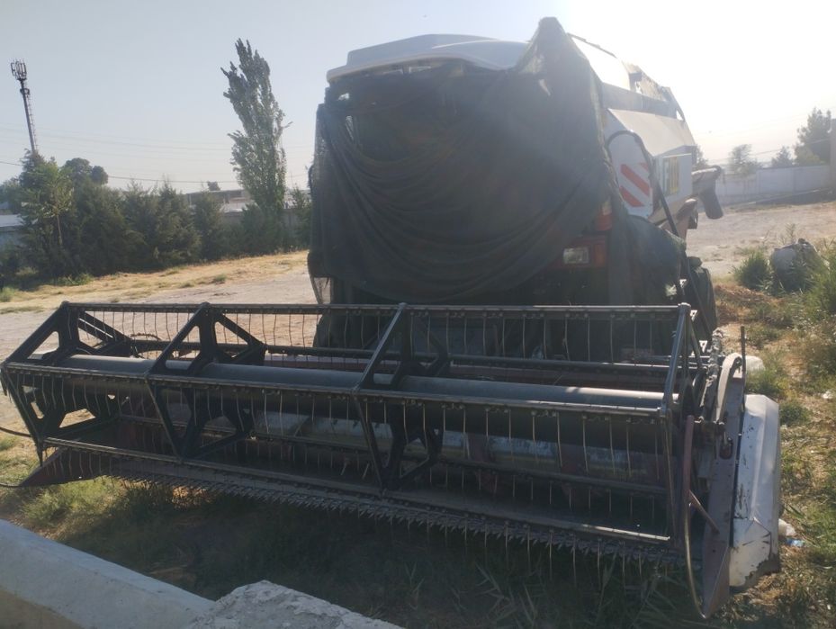 Камбайн сотилади