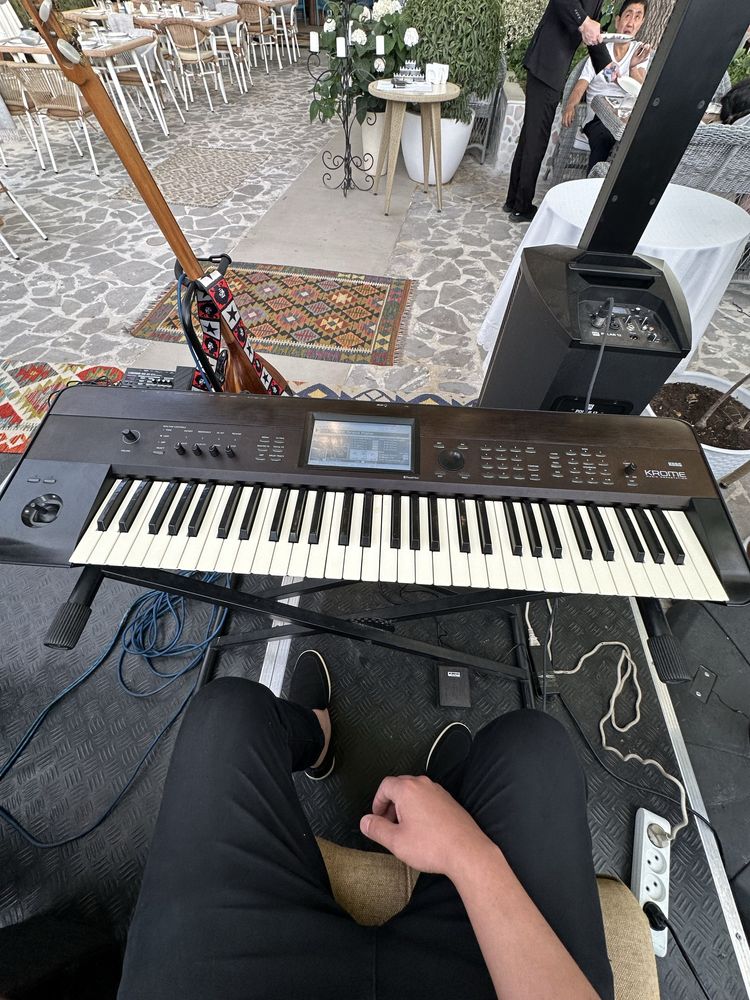 Korg krome keyboard