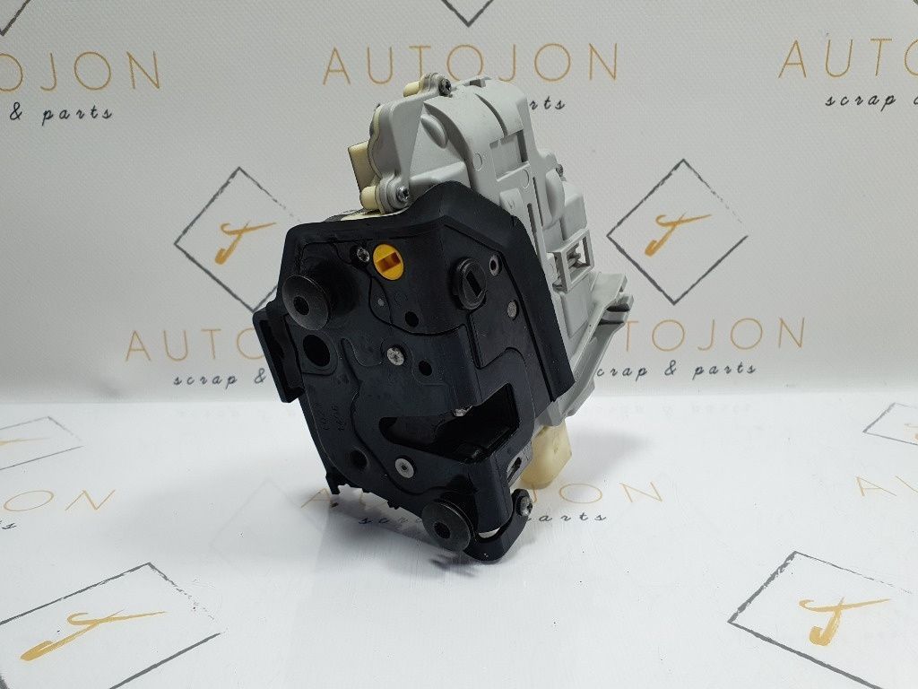 Broasca usa stanga spate VOLKSWAGEN PASSAT Variant 3C5 2005 - 2011 2.0 TDI BMR, CBBB   3C4839015A