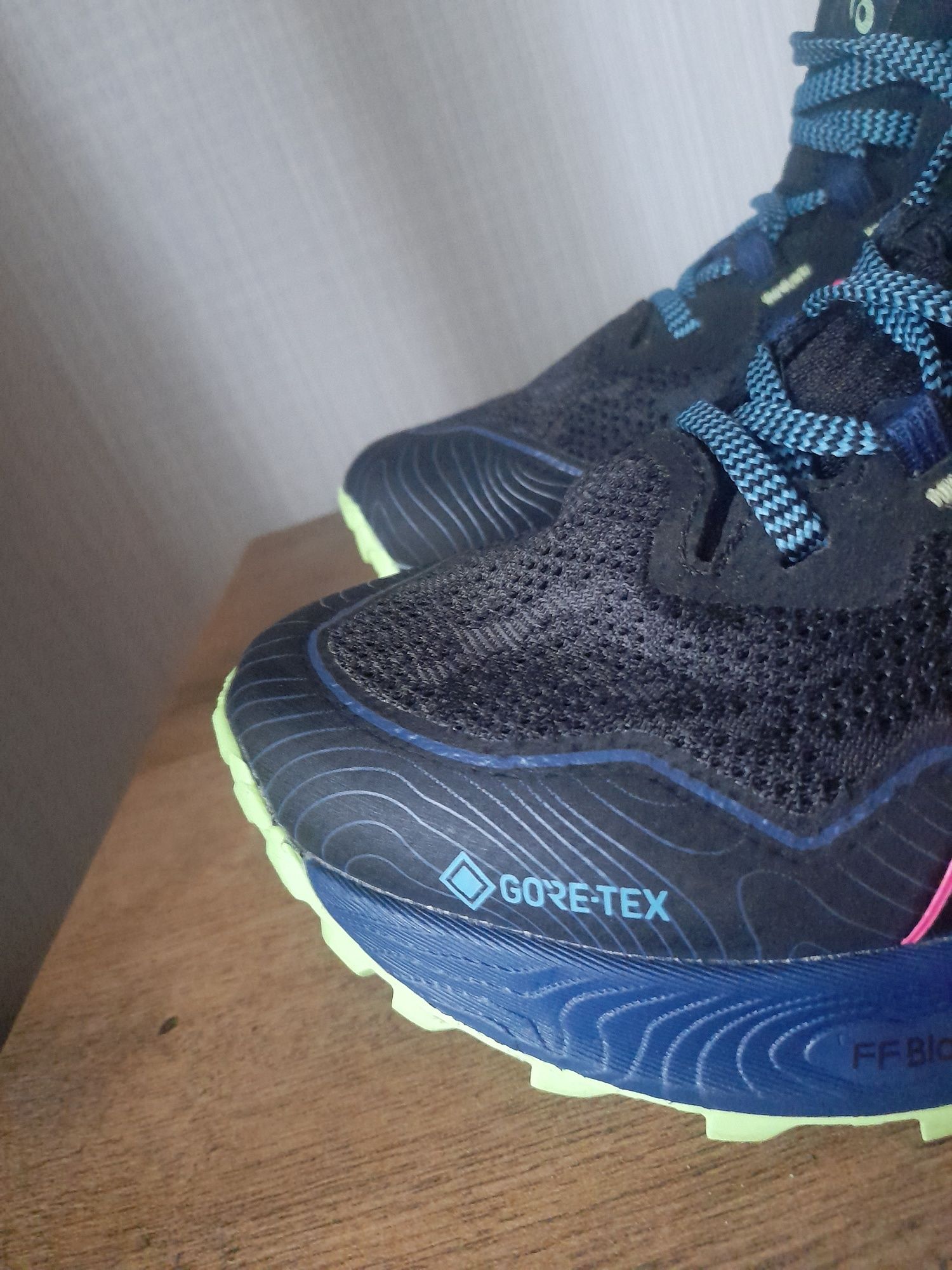 Asics gel Trabuco 11 GTX gore tex дамски маратонки 38- 39 номер.