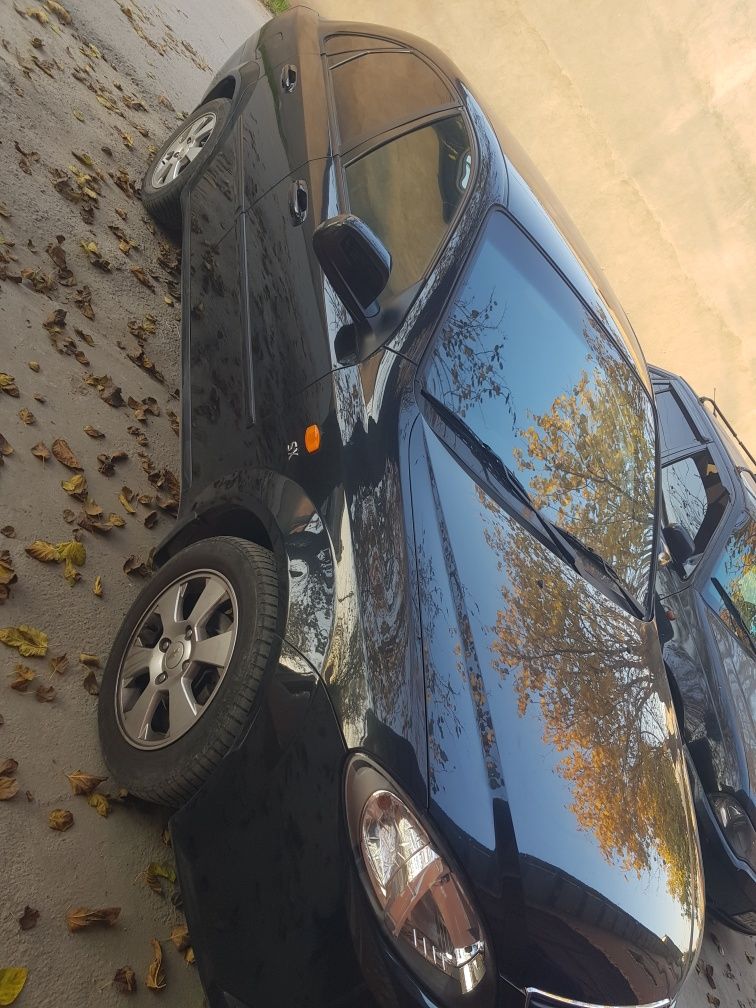 Gentra (Lasetti 2) avtomat  2015 / 281000km