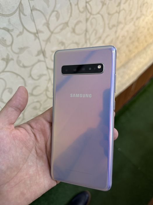 Samsung S10+ 5G holati ideal