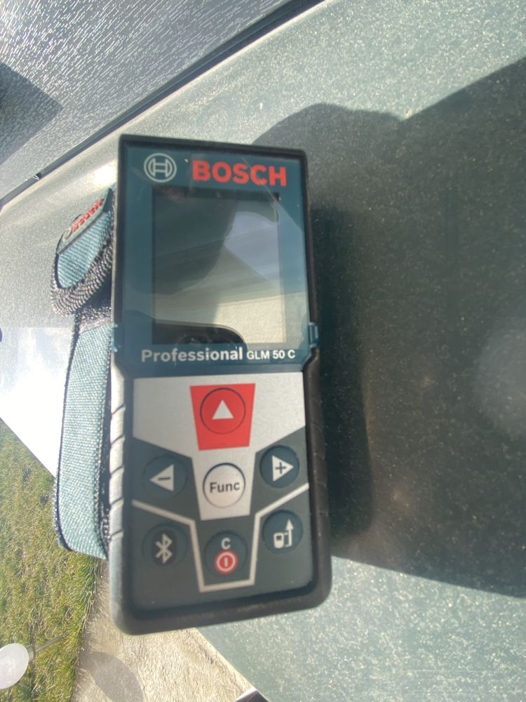 Telemetru profesional Bosch