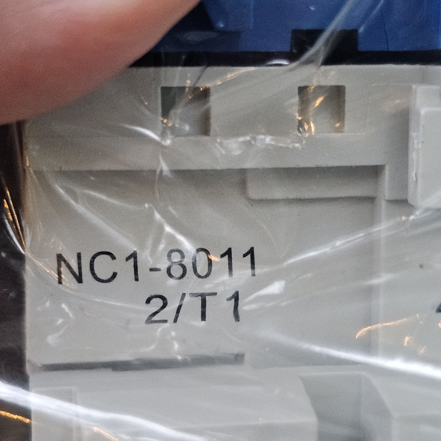 Продам контактор NC1-8011