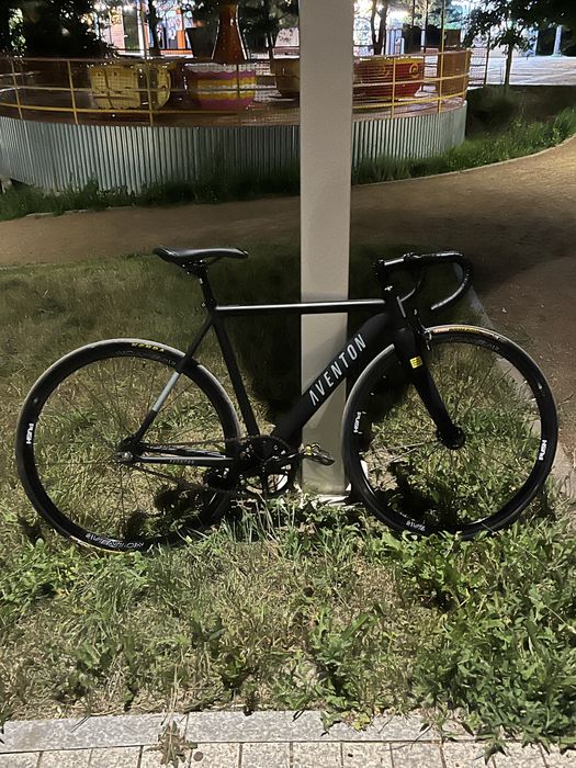 Фикс . Fixed-gear . Aventon cordoba