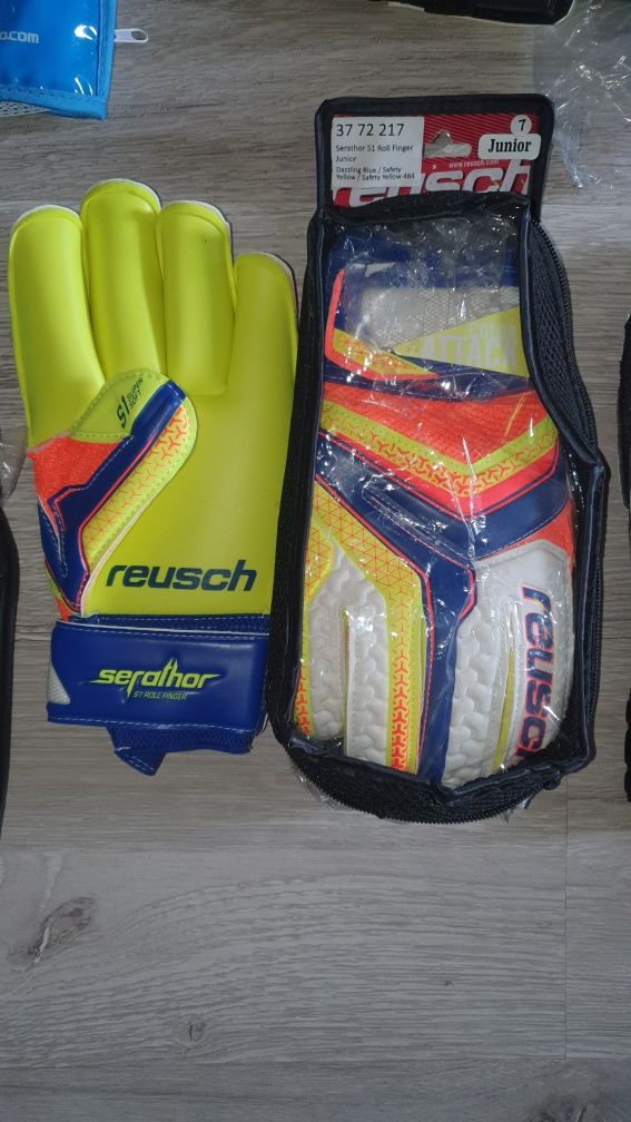 Вратарски ръкавици Adidas Uhlsport Sondico Reusch