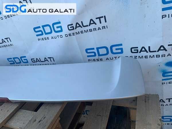 Eleron cu Stop Lampa Tripla Centrala Aditionala Hayon Haion Portbagaj Ford Focus 2 Hatchback Facelift FL 2007 - 2010 Cod 8M51-A44210-A 8M51A44210A